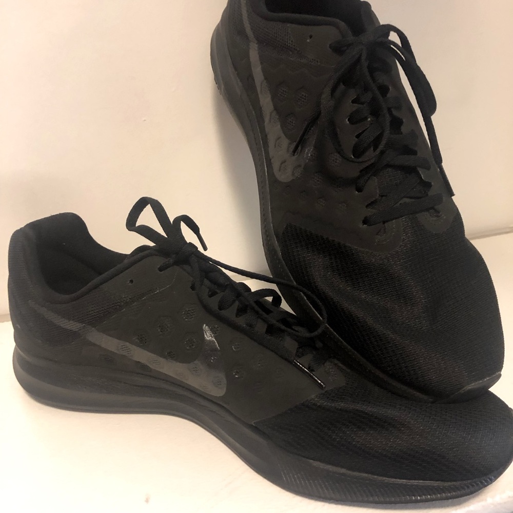 Men’s Nikes
